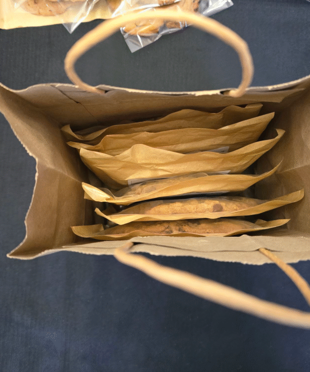 Assorted Chocolate Chip Cookies, Half Dozen